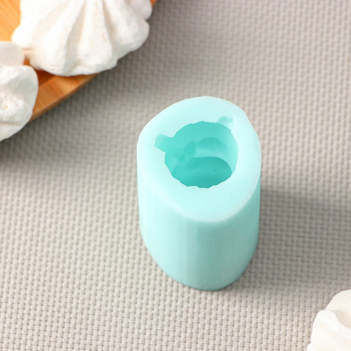 Силиконовый молд «Зайка с морковкой», 3×3,5×5,3 см, цвет бирюзовый Силиконовый молд «Зайка с морковкой», 3×3,5×5,3 см, цвет бирюзовый