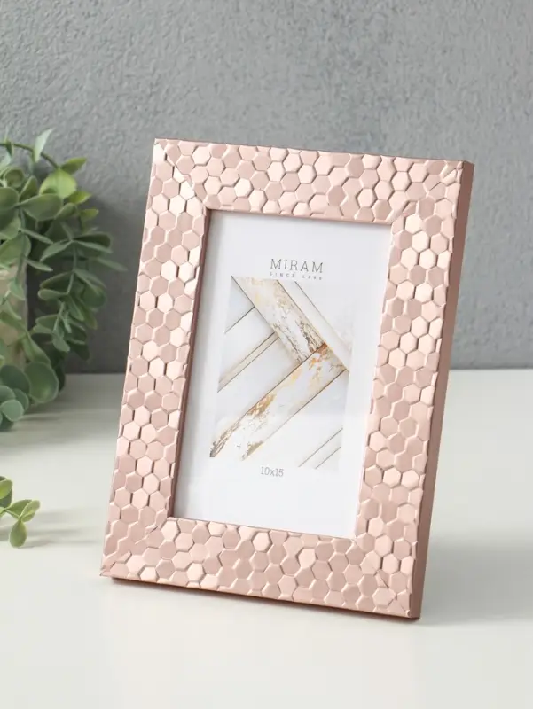 Фоторамка для фото 10&times;15 см &laquo;МИРАМ&raquo;, пластик, розовый, (пластиковый экран)