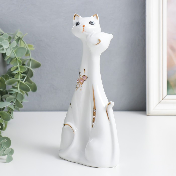 Сувенир керамика под фарфор Сувенир керамика под фарфор "2 киски любовь" 20х10х5,5 см, стразы