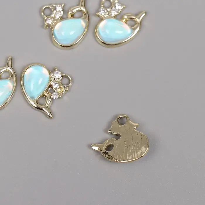 Декор для творчества металл, стразы "Кит" золото 1,5х1,6х0,5 см