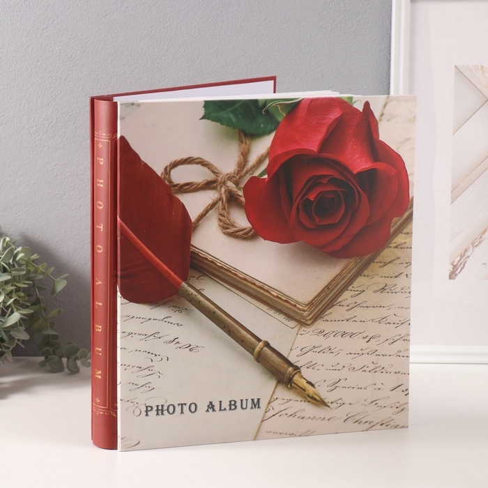 Фотоальбом на 800 фото 10х15 см Фотоальбом на 800 фото 10х15 см "Роза и перьевая ручка" в коробке 5,5х30,5х33,5 см