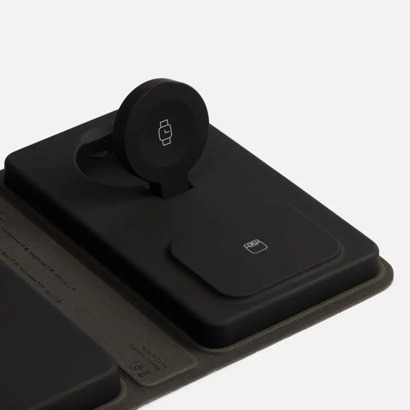 Внешний аккумулятор с беспроводной зарядкой reCover, черный Внешний аккумулятор с беспроводной зарядкой reCover, черный