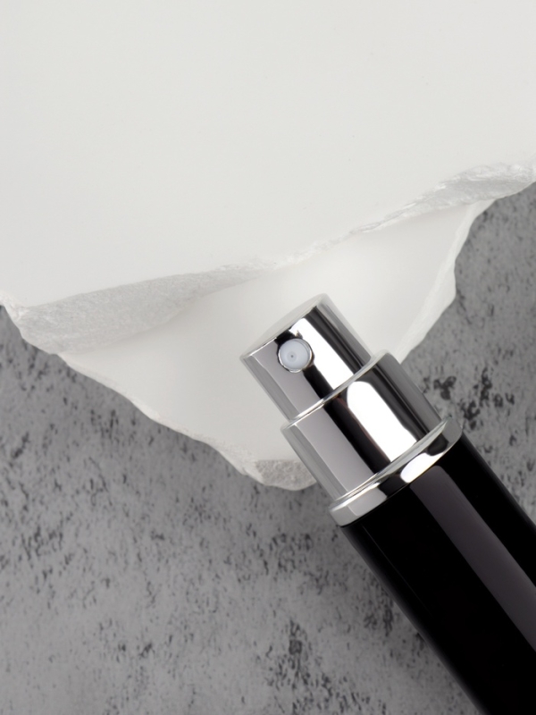 Флакон для парфюма «Пуля», с распылителем, 3 мл, цвет чёрный Флакон для парфюма «Пуля», с распылителем, 3 мл, цвет чёрный