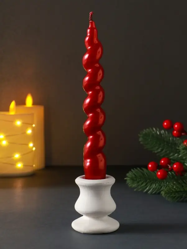 Свеча витая LUXURY, 25×170 мм, лакированная, красная Свеча витая LUXURY, 25×170 мм, лакированная, красная