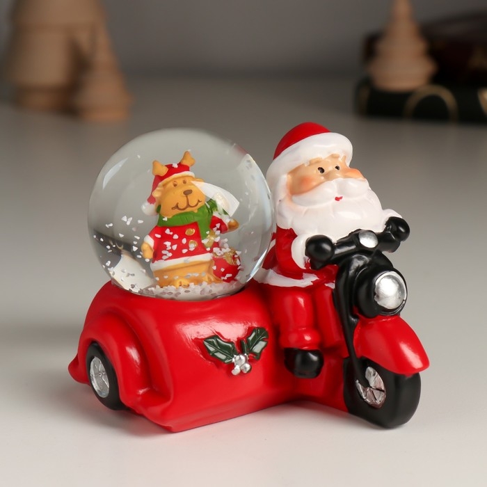 Сувенир полистоун водяной шар Сувенир полистоун водяной шар "Дед Мороз на мотоцикле с коляской" МИКС 7,5х8,2х7 см