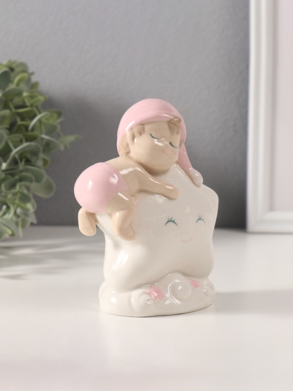 Сувенир керамика свет  Сувенир керамика свет "Малышка в розовом колпаке на звёздочке" 6х10,5х12,5 см