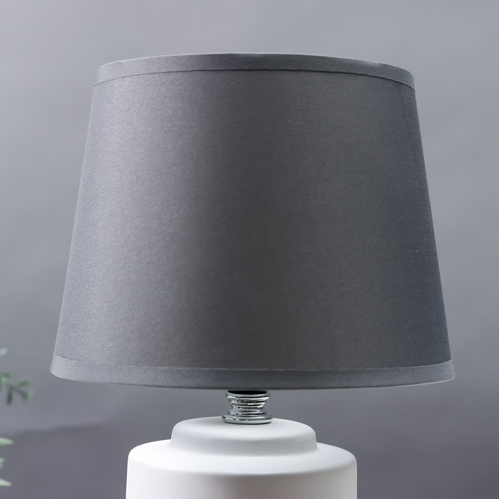 Настольная лампа 16820/1GR E14 40Вт бело-серый h.30см RISALUX