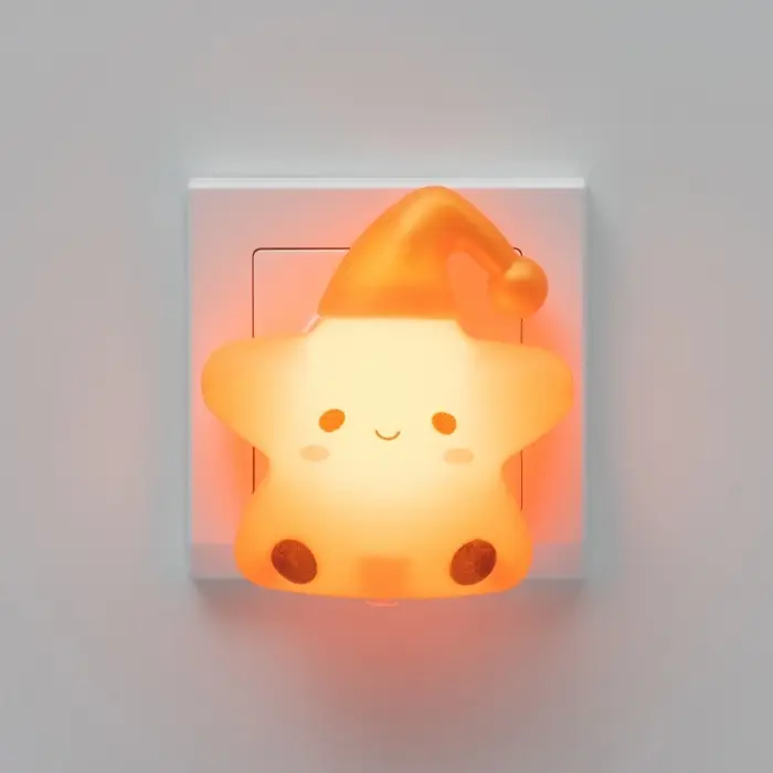 Ночник RISALUX &laquo;Звёздочка в колпаке&raquo;, LED, 1 Вт, 6.5&times;8&times;8.5 см, оранжевый