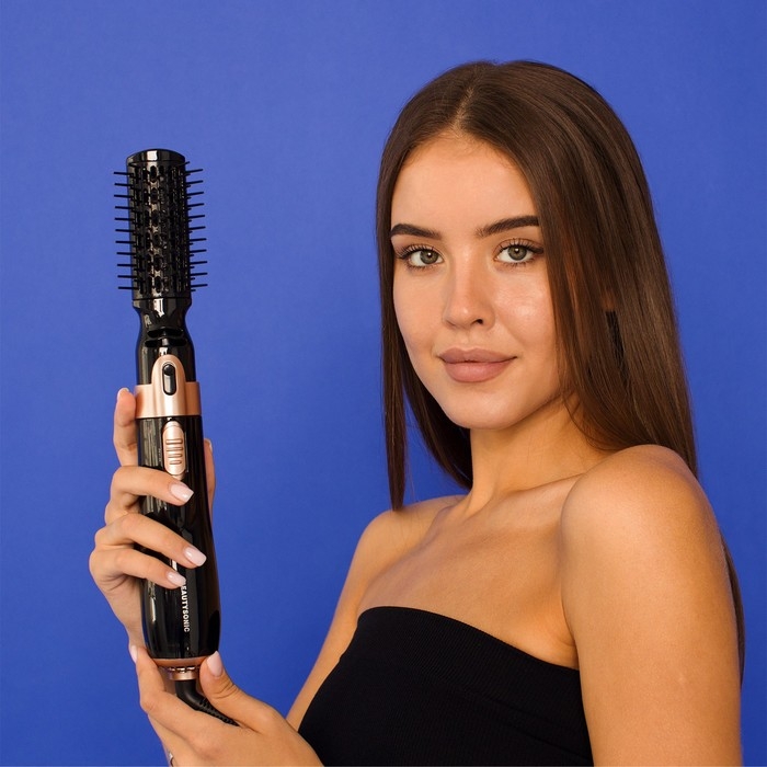 Фен-щётка Luazon LFS-02, 1400 Вт, 2 скорости, 4 насадки, чёрная Фен-щётка Luazon LFS-02, 1400 Вт, 2 скорости, 4 насадки, чёрная