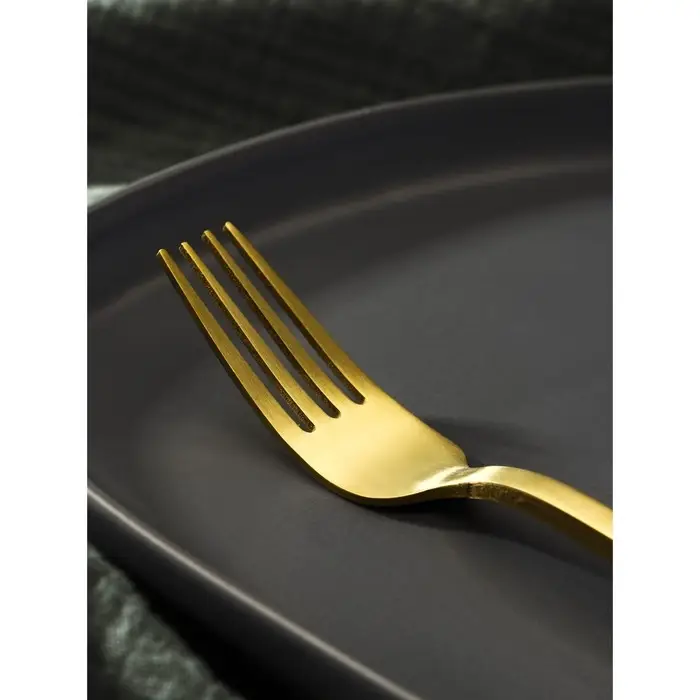 Вилка столовая из нержавеющей стали Magistro «Оску стандарт», длина 19,5 см, цвет золотой