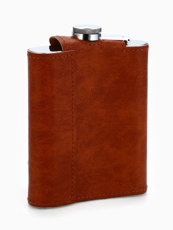 Фляжка со складной стопкой в чехле «Лев», 240 мл, 75 мл Фляжка со складной стопкой в чехле «Лев», 240 мл, 75 мл