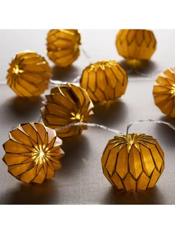 Гирлянда &laquo;Нить&raquo; 2 м с насадками &laquo;Фиолетовый фонарик&raquo;, IP20, прозрачная нить, 10 LED, от батареек АА&times;2, свечение тёплое белое