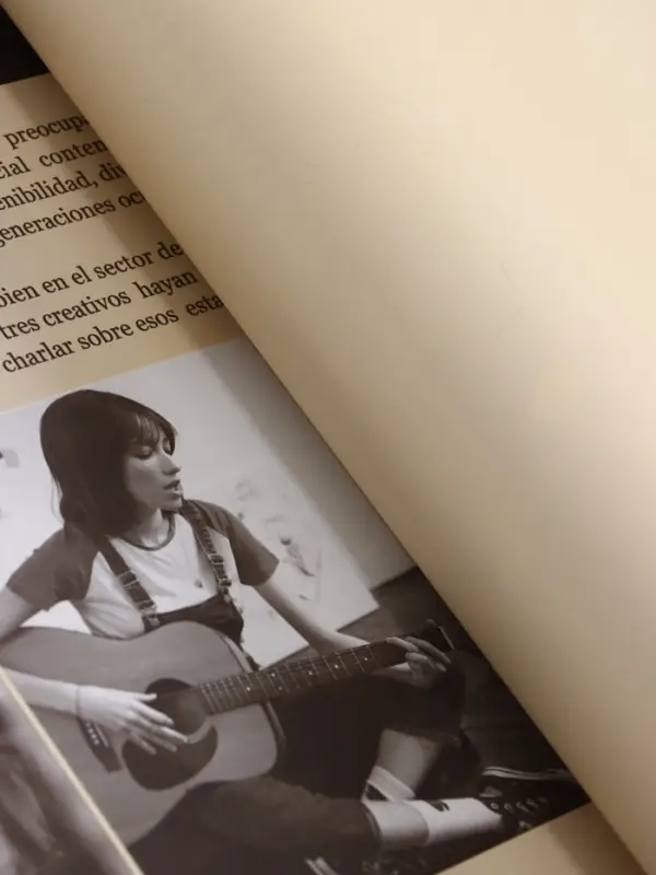 Пленка флористическая "Газета моды" 65мкм, крафт, 50х57 &plusmn;1см