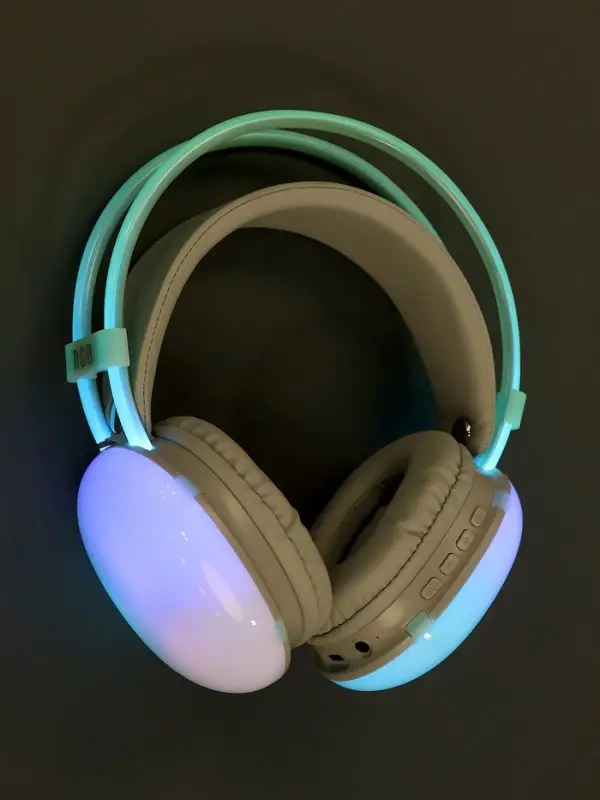 Наушники беспроводные, полноразмерные, Mybit W-33, RGB подсветка, Bluetooth 5.3, 800 мАч, Type-C, RGB подсветка, зелёные