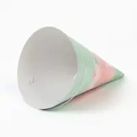 Набор колпаков праздничных «С Днём рождени», 6 шт Набор колпаков праздничных «С Днём рождени», 6 шт