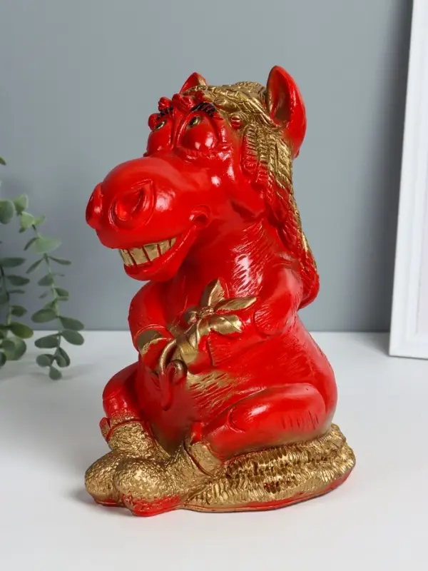 Копилка "Лошадка с ромашкой" 28х17х21 см, красный с золотом