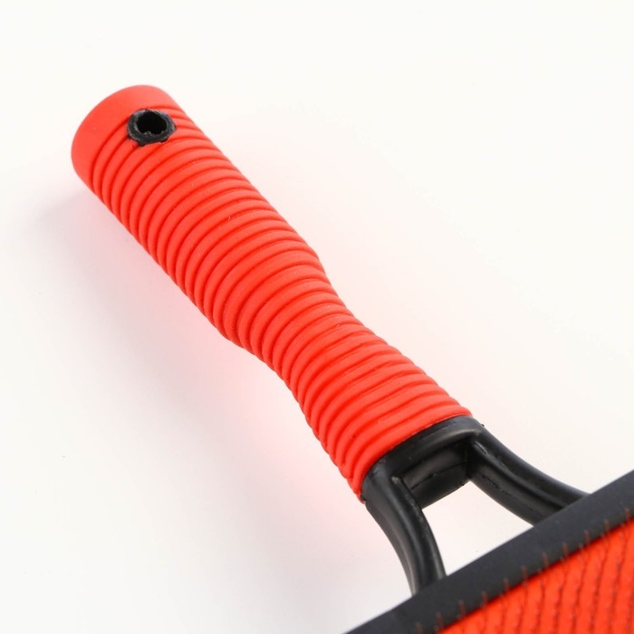 Двухсторонняя пуходёрка-щетка с резиновой ручкой 10 х 16,5 см, чёрно-красная Двухсторонняя пуходёрка-щетка с резиновой ручкой 10 х 16,5 см, чёрно-красная