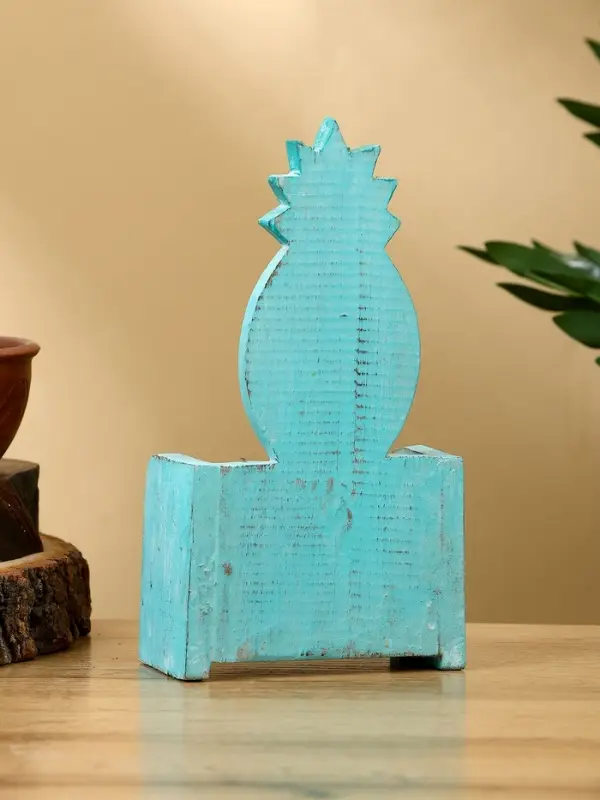 Календарь настольный Календарь настольный "Ананас" дерево 11х5х16 см, цв. бирюзовый