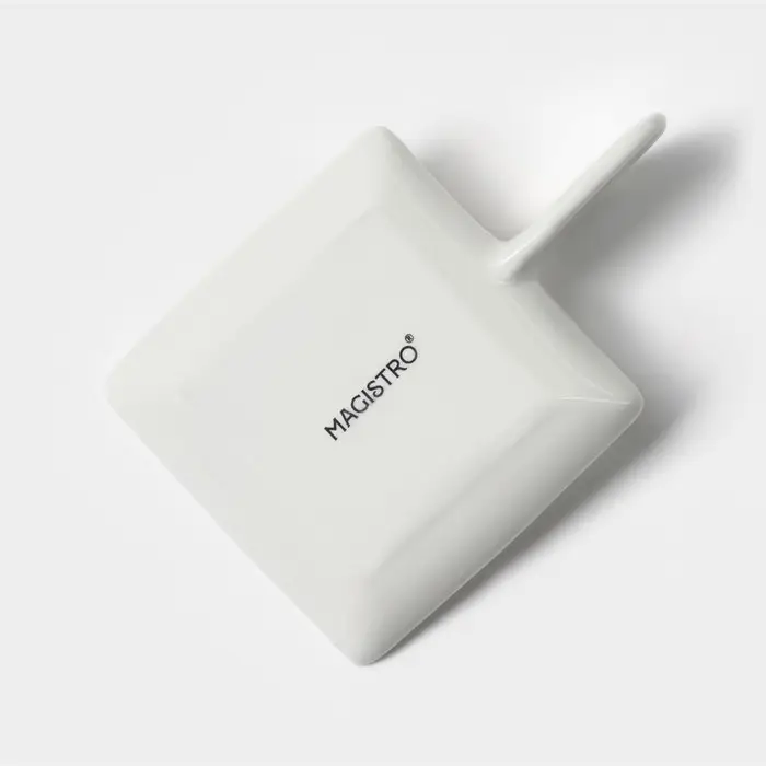 Кокильница фарфоровая Magistro «Лопатка», 9,8×6,5 см, цвет белый Кокильница фарфоровая Magistro «Лопатка», 9,8×6,5 см, цвет белый