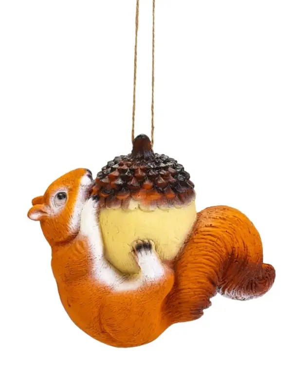 Садовая фигура из полистоуна, &laquo;Белка на жёлуде&raquo;, подвесная, 17&times;17&times;8 см