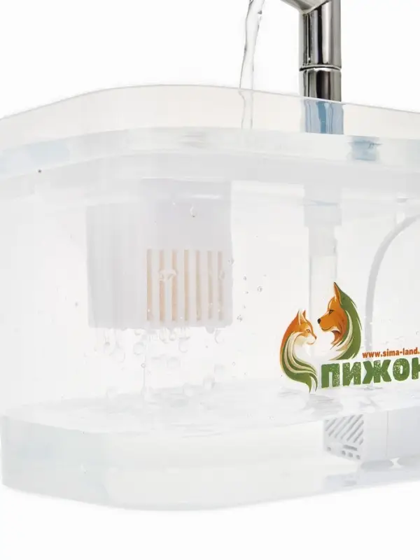 Фонтан для кошек и собак 1,5 л, 16,5 х 13 х 12 см, евророзетка, прозрачный Фонтан для кошек и собак 1,5 л, 16,5 х 13 х 12 см, евророзетка, прозрачный