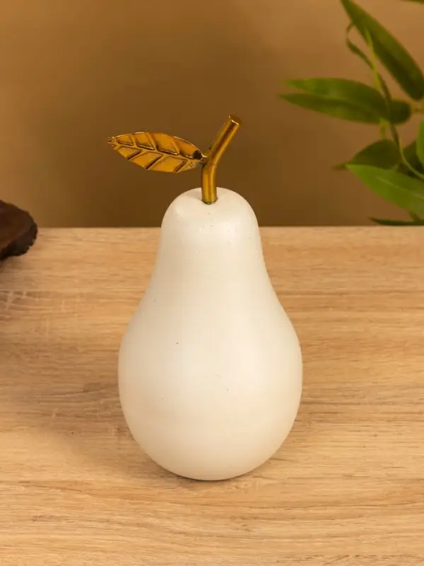 Сувенир Сувенир "Груша с золотым листом" 10х10х21 см, цв. матовый белый