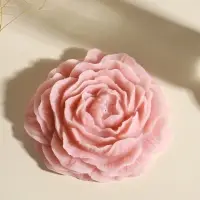 Свеча интерьерная "Бутон пиона" пыльная роза 16х14х4 см Свеча интерьерная "Бутон пиона" пыльная роза 16х14х4 см