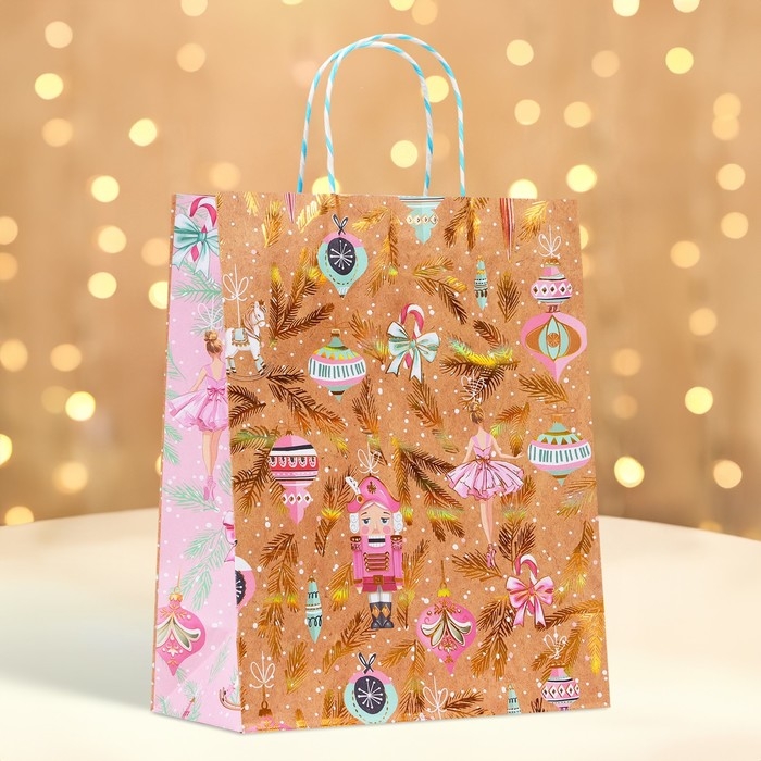 Новый год. Пакет бумажный подарочный новогодний крафт Новый год. Пакет бумажный подарочный новогодний крафт "Щелкунчик" 26 х 32 х 12 см.