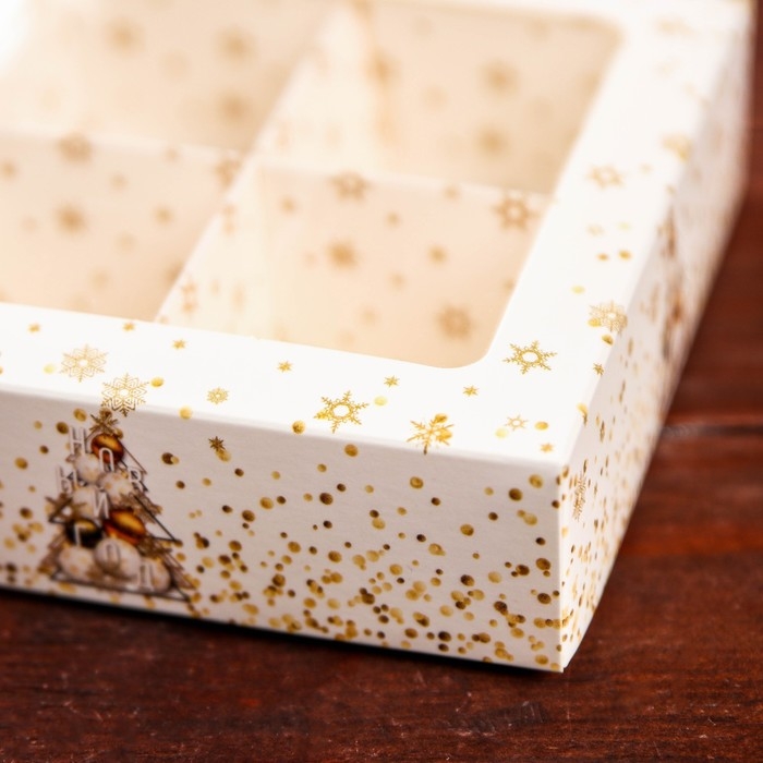Новый год. Коробка для конфет 4 шт  Новый год. Коробка для конфет 4 шт "Золотые звёзды" подарочная новогодняя упаковка, 12,6 х 12,6 х 3,5 см.