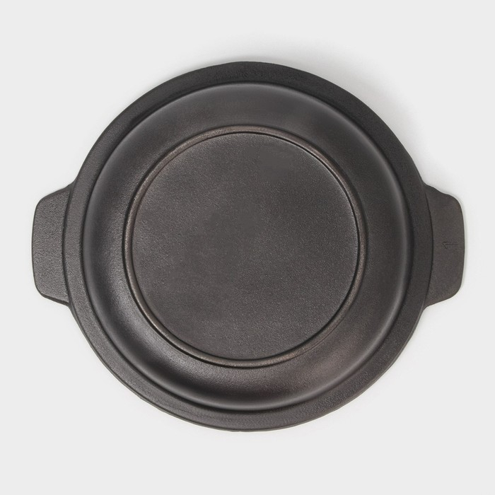 Жаровня чугунная «Биргер», 1,5 л, d=24 см, стеклянная крышка, цвет чёрный Жаровня чугунная «Биргер», 1,5 л, d=24 см, стеклянная крышка, цвет чёрный