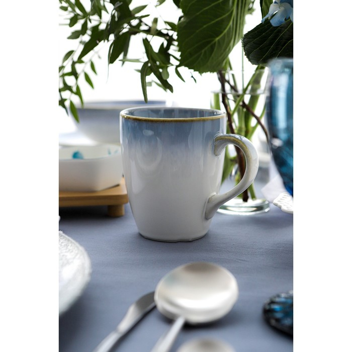 Кружка фарфоровая Magistro «Пэвэти», 350 мл, цвет голубой Кружка фарфоровая Magistro «Пэвэти», 350 мл, цвет голубой