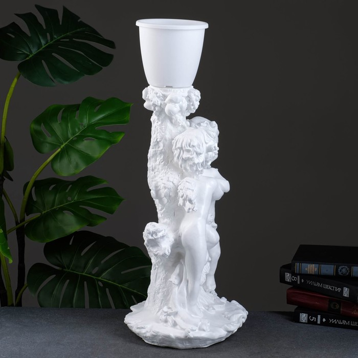 Фигурное кашпо Фигурное кашпо "Пара ангелов" белые 1,2 л / 32х62х24см