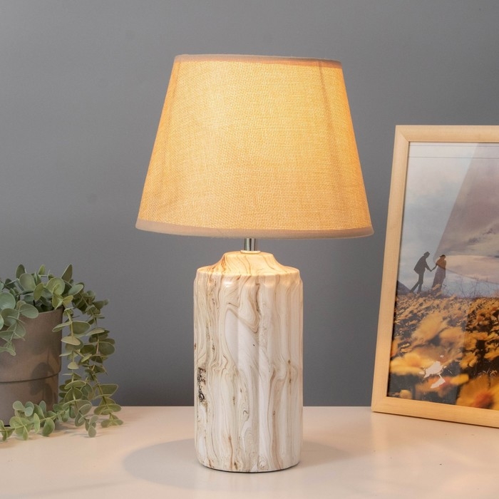 Настольная лампа Настольная лампа "Айрис" E14 40Вт бежевый 22х22х39 см RISALUX