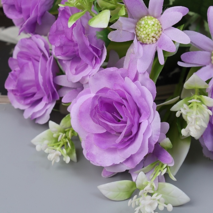 Букет Букет "Эустома мариачи и ромашки" 30 см, микс