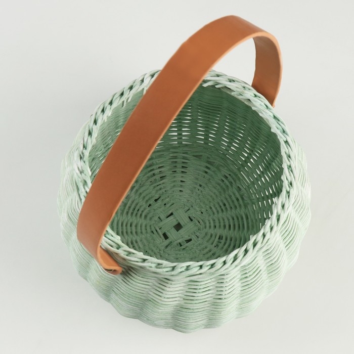 Корзина плетеная (ротанг), 15,5х15,5 см, 1 шт., светло-зелёный Корзина плетеная (ротанг), 15,5х15,5 см, 1 шт., светло-зелёный