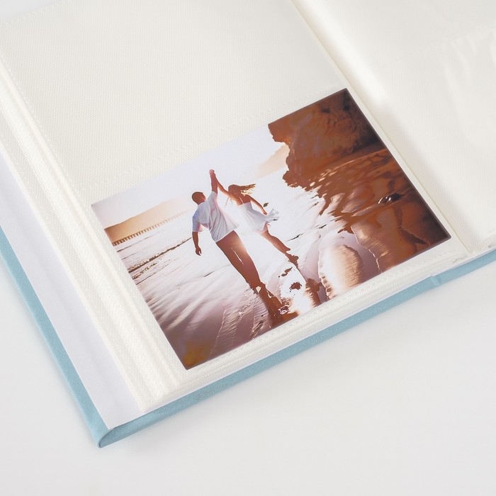 Фотоальбом на 200 фото 10х15 см кожзам Фотоальбом на 200 фото 10х15 см кожзам "Мишка малыш" голубой 5,5х18,6х22,6 см