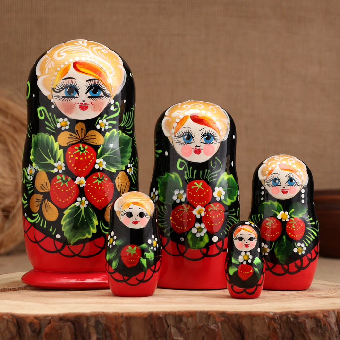 Матрёшка «Земляничка», красное платье, 5 кукольная, 15 см Матрёшка «Земляничка», красное платье, 5 кукольная, 15 см