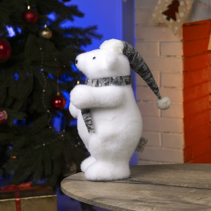 Светодиодная фигура «Медведь в шапке» 18 × 30 × 17 см, флок, батарейки ААх2 (не в комплекте), свечение тёплое белое Светодиодная фигура «Медведь в шапке» 18 × 30 × 17 см, флок, батарейки ААх2 (не в комплекте), свечение тёплое белое