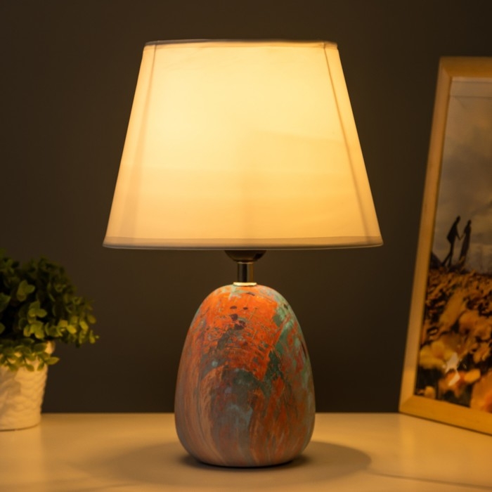 Настольная лампа Настольная лампа "Косетт" Е27 40Вт синий-фиолетовый 22,5х22,5х32,5 см RISALUX