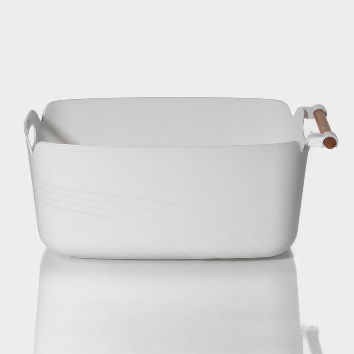 Контейнер для хранения с ручкой LaDо́m «Лаконичность», 39,5×22,5×17 см, цвет белый Контейнер для хранения с ручкой LaDо́m «Лаконичность», 39,5×22,5×17 см, цвет белый