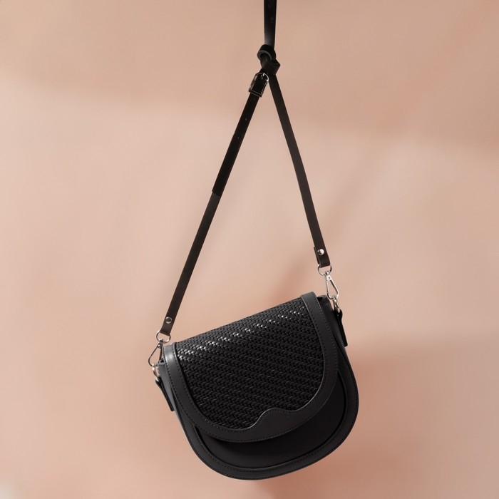 Ручка для сумки из натуральной кожи, с карабинами, 125 × 1,2 см, цвет чёрный Ручка для сумки из натуральной кожи, с карабинами, 125 × 1,2 см, цвет чёрный