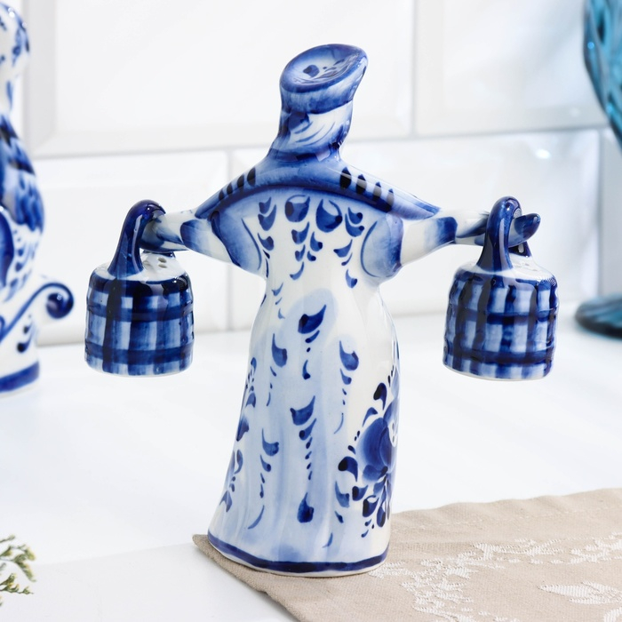 Набор для специй &laquo;Дама с коромыслом&raquo;, 5&times;13&times;20 см, гжель