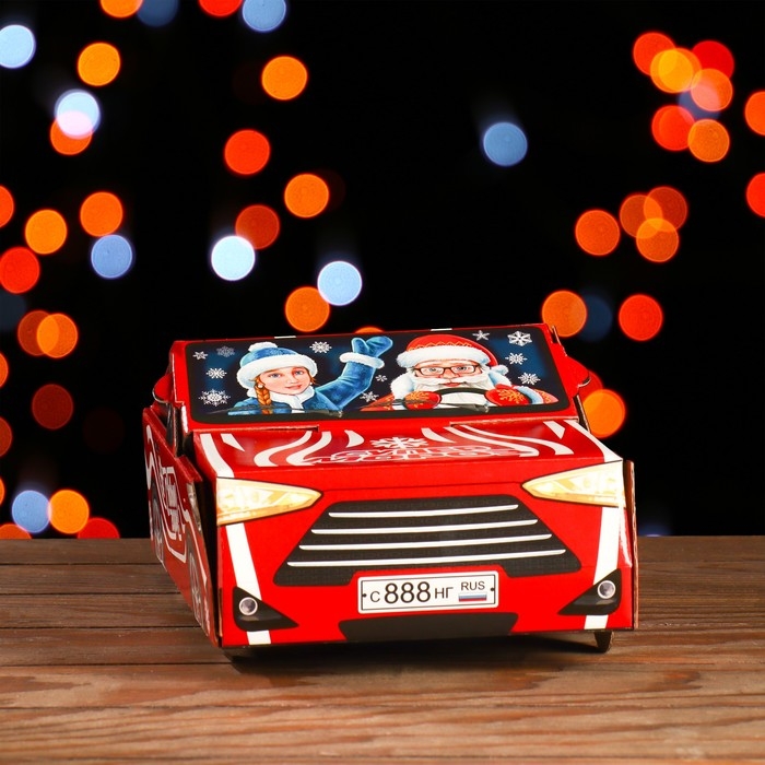 Новый год. Подарочная коробка Новый год. Подарочная коробка "Автогонки", 11 х 31,5 х 13 см.