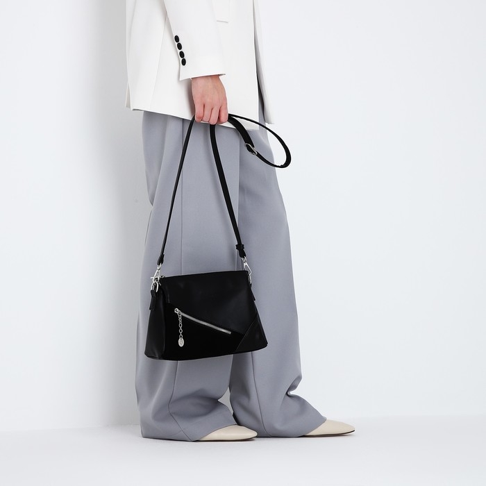 Сумка кросс-боди на молнии, цвет чёрный Сумка кросс-боди на молнии, цвет чёрный