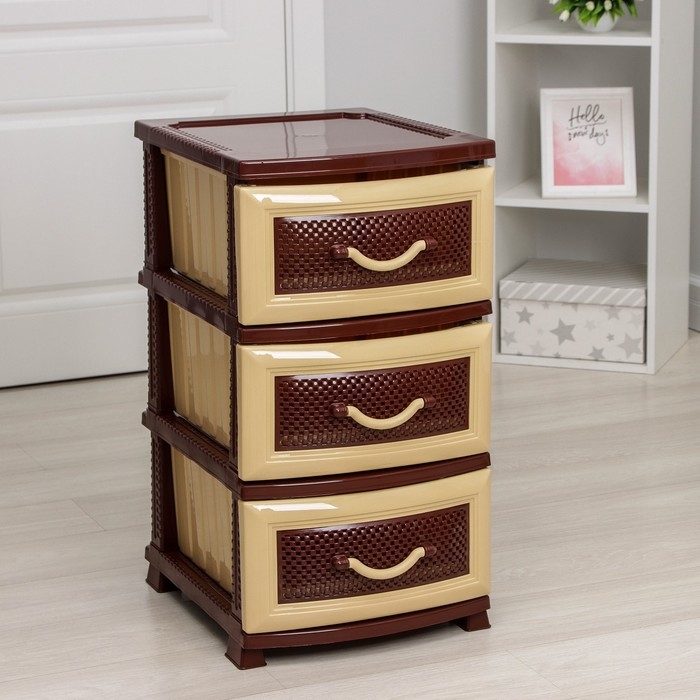 Комод 3-х секционный «Дельфин», бежево-коричневый Комод 3-х секционный «Дельфин», бежево-коричневый