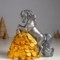 Копилка "Конь на деньгах" 20х20х13 см, серый Копилка "Конь на деньгах" 20х20х13 см, серый