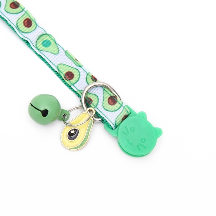 Ошейник текстильный Ошейник текстильный "Авокадо" с бубенчиком и подвеской, 19-32 х 1 см