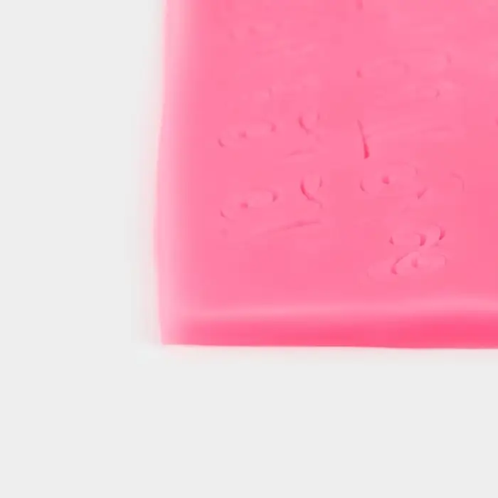 Молд для заливки &laquo;Алфавит русский. Пропись&raquo;, силикон, 66 ячеек, 23.5&times;10 см, розовый