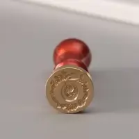 Печать для сургуча с пластиковой ручкой &laquo;Венок с буквой O&raquo;, 2.5&times;2.5&times;6.3 см
