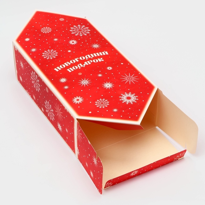 Новый год. Подарочная коробка - конфета новогодняя складная «Новогодний подарко», 18 х 28 х 10 см. Новый год. Подарочная коробка - конфета новогодняя складная «Новогодний подарко», 18 х 28 х 10 см.